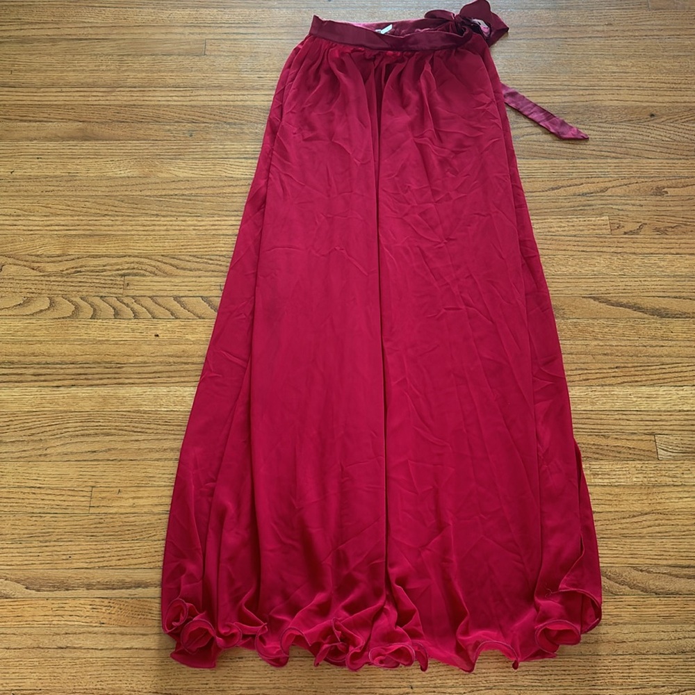 Lioness red maxi skirt - Picture 3 of 4